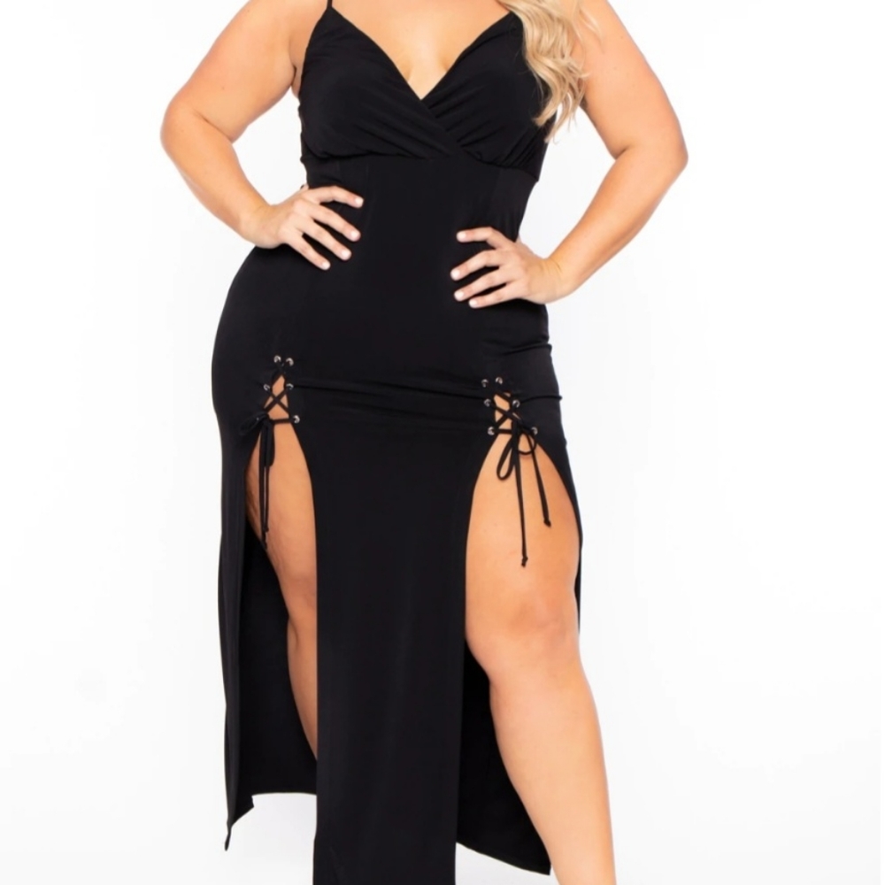 NWT CurvySense M Slit Dress